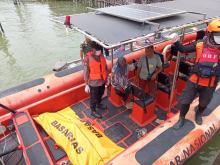 Penyelam Temukan Jasad ABK Green 6 di Dalam Kapal yang Tenggelam di Karimun