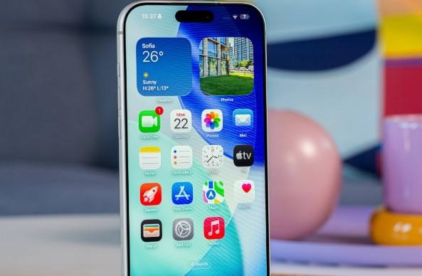 Apple Rilis iOS 26.1 dan Segudang Pembaruan: Liquid Glass Hingga Fitur Kamera Lock Screen yang Bisa Dimatikan