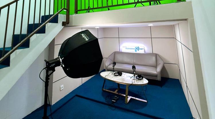 Studio Podcast ISP Lokal Batam, Dari Konektivitas hingga Kreasi Konten Digital
