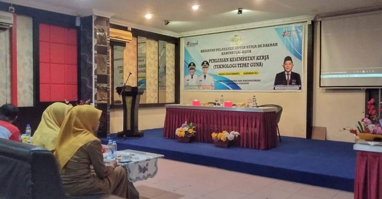 Disnakerind Karimun Gelar Workshop Pembuatan Mesin Spinner, Dorong Lahirnya Wirausahawan Muda dari Siswa SMK