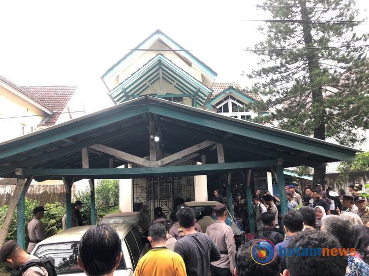 Eksekusi Rumah di Rosedale Batam Berujung Ketegangan, Ahli Waris Tolak Putusan Meski Sudah Berkekuatan Hukum Tetap