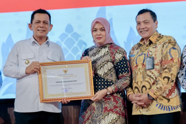 Inspektorat Bintan Raih Penghargaan Pengawasan dengan Status 