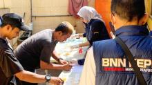 Tim Gabungan Gerebek Kampung Madani, Puluhan Warga Dites Urine dan Sejumlah Alat Hisap Sabu Ditemukan