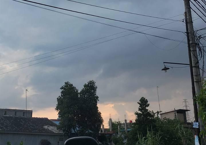 Cuaca Batam Akhir Pekan 7 Desember 2025: Berpotensi Hujan, Suhu 24-28 Derajat Celsius