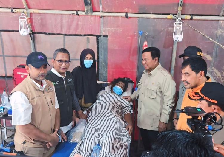 Presiden Prabowo Kunjungi Posko Pegadaian Peduli, Pastikan Bantuan Banjir Aceh Tamiang Tersalurkan