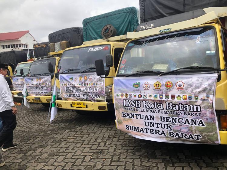 Pemkot Batam dan IKSB Kirim Bantuan 7 Truk ke Sumbar, Sistem Pendampingan Per Wilayah