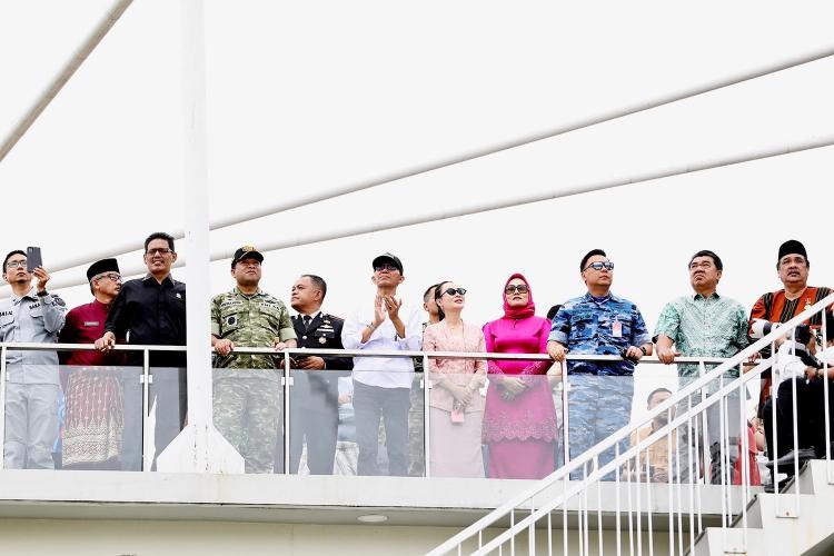 Parade Pelajar dan Air Show Warnai Peringatan HUT Batam ke-196 di Nongsa