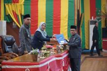 Paripurna DPRD Lingga Bahas Ranperda PPNS hingga Pendapat Akhir Bupati
