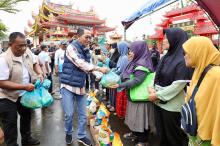 Pemko Batam Tebar Sembako Bersubsidi di 47 Titik Jelang Natal dan Tahun Baru