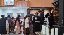 HKBP Batam Center Rayakan Natal Dua Sesi, Pendeta Marudut Ajak Jemaat Hidupi Ketaatan dan Kesederhanaan