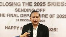 Penumpang Terakhir 2025 di Hang Nadim Dapat Kejutan Makanan, Trafik Nataru Naik 1,86%