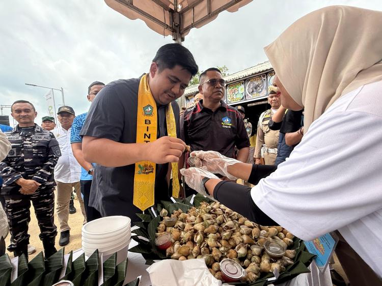 Bintan 2026 Dibuka, 220 Wisatawan Mancanegara Perdana Disambut Adat Melayu