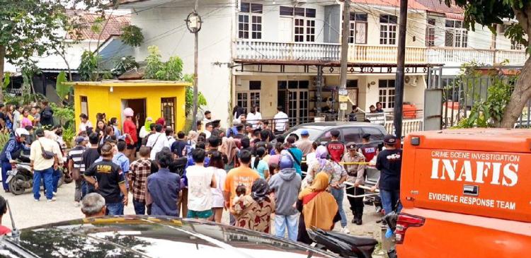Rekonstruksi Pembunuhan Dwi Putri: Adegan 70-80 Ungkap Siksaan Hingga Korban Sekarat di Batuampar