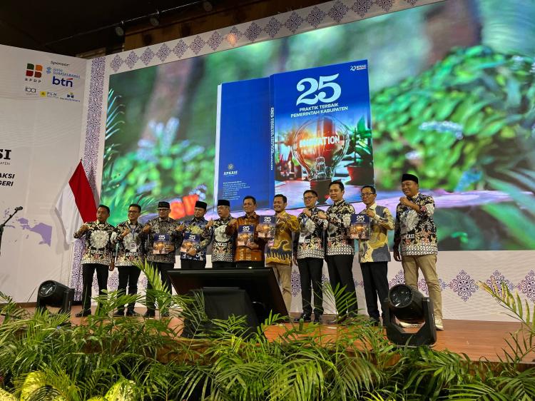 Rakernas Apkasi 2026 di Batam, Desak Reorientasi Hubungan Pusat-Daerah dan Luncurkan `Buku 25 Praktik Terbaik`