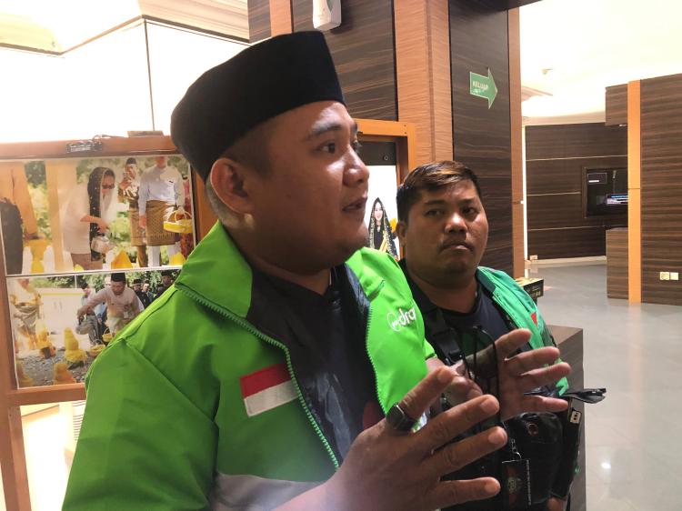 Driver Ojol Batam Adukan Tarif dan Persaingan Taksi Bandara ke Dishub