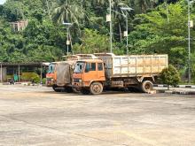 Dokumen Tak Lengkap, Tiga Dump Truck Gagal Berangkat ke Tanjung Uban dari Palmatak