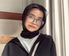 Membaca Luka Aurelie Moeremans dalam `Broken Strings`