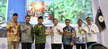 Mendagri Tito Karnavian Tutup Rakernas XVII Apkasi, Tegaskan Investasi Manusia dan Reformasi BUMD demi Indonesia Emas 2045