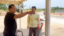 Niat Berhenti Tepi Jalan Mau Angkat Telepon, Pengendara Motor di Botania Malah Terkapar Akibat Penyakit Kambuh