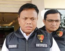 Setelah Ditangkap Malaysia, 11 Tersangka Penyelundup Pasir Timah Diberangkatkan ke Bareskrim Polri