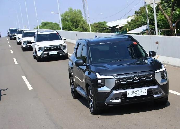 Review Mitsubishi Destinator: SUV 7-Seater yang Justru Digemari Pengemudi Wanita