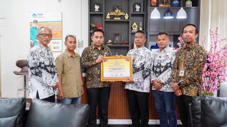 PGRI Lingga Perkuat Sinergi dengan Disdikpora, Bahas Program Pendidikan 2026