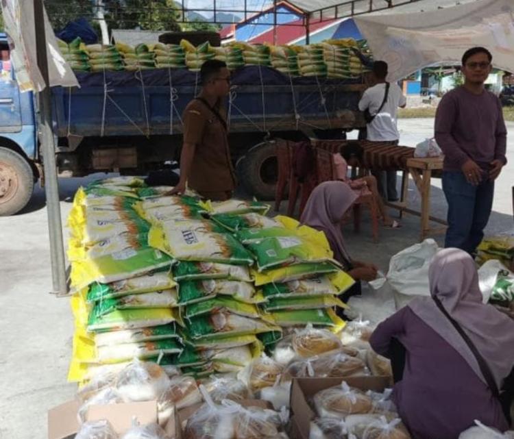 Warga Daik Lingga Merapat! Ada Paket Sembako Murah Cuma Rp87 Ribu di Lapangan Hang Tuah