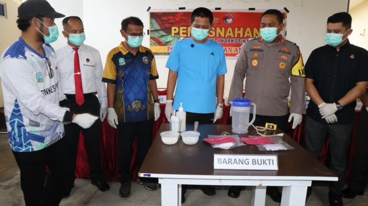 Polres Anambas Musnahkan 56 Gram Sabu, Selamatkan 234 Jiwa dari Narkoba
