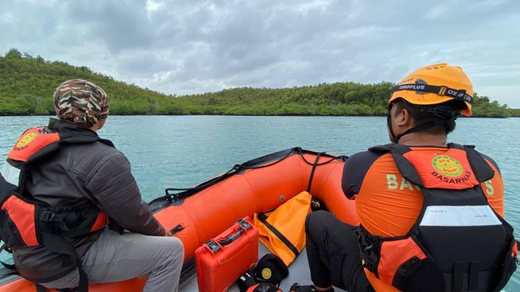 Setia Budi, Pria yang Terjun dari Jembatan Barelang Usai Cekcok, Masih Dicari SAR