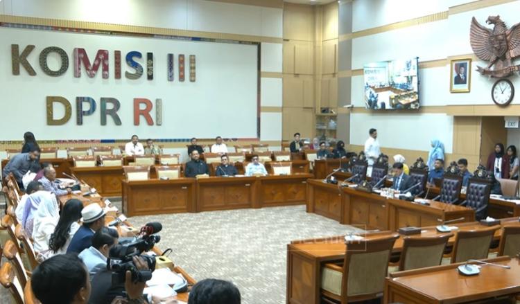 Ketua Komisi III Semprot Kejaksaan: Jangan Bilang DPR Intervensi Hukum di Kasus ABK Batam