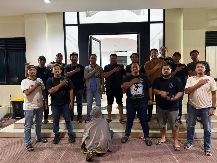 Cekcok Soal Pesanan Grab, WNA Amerika Dikeroyok di Batam