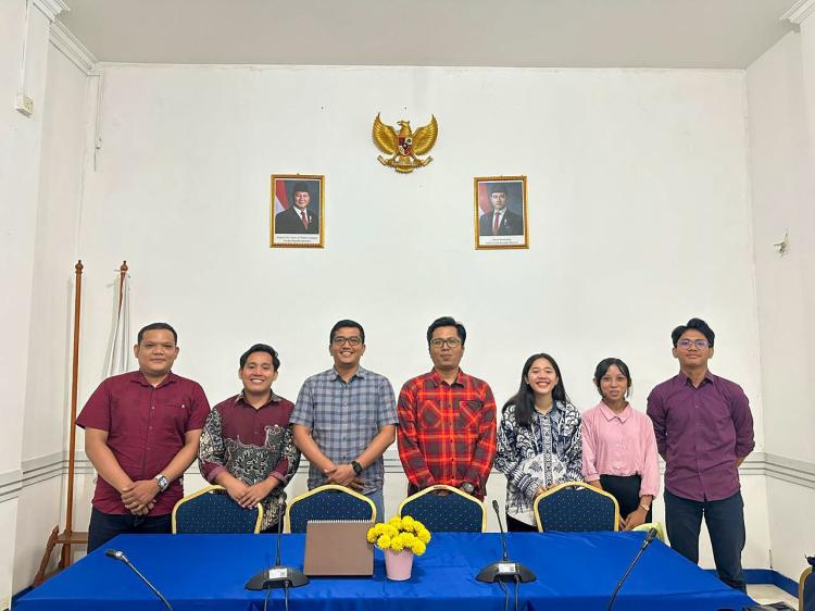 Sejumlah Mahasiswa Kristen Berprestasi di Batam Terima Beasiswa dari BKS PGI-GMKI