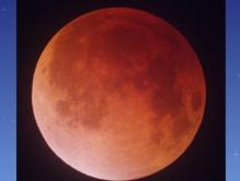 Gerhana Bulan Total 3 Maret 2026 di Singapura: Cara & Waktu Terbaik Menyaksikan