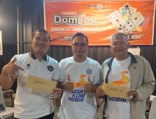 Tim Adhyaksa Kejati Kepri Kalahkan Tim Wartawan di Laga Final Turnamen Domino KJK 