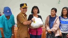 Tanjungpinang Salurkan 360 Paket Sembako untuk Warga Imlek 2026 di Vihara Yen Shi
