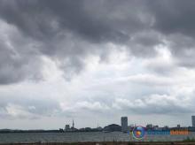 Menjelang Ramadan, Batam Berawan Sejak Pagi, Hujan Diprediksi Turun Sore Hari