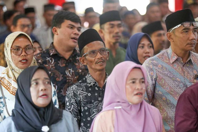 824 RT dan RW di Tanjungpinang Terima Bingkisan dan Insentif Idul Fitri dari Wali Kota