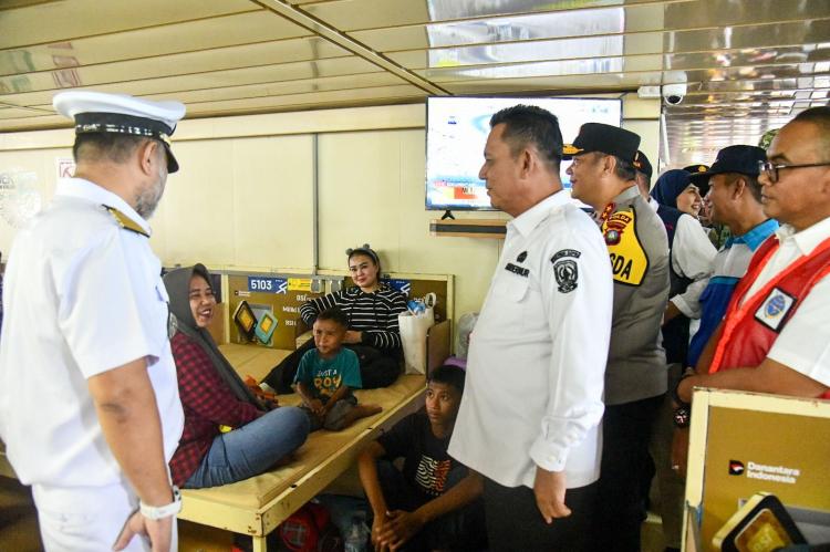 3.500 Pemudik Dilepas Gubernur Ansar dari Batam, Naik KM Kelud Tujuan Belawan