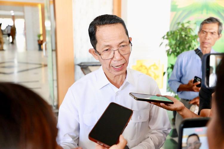 Batam Tembus 1,2 Juta Jiwa, Wali Kota Amsakar Dorong Reformasi Layanan Adminduk