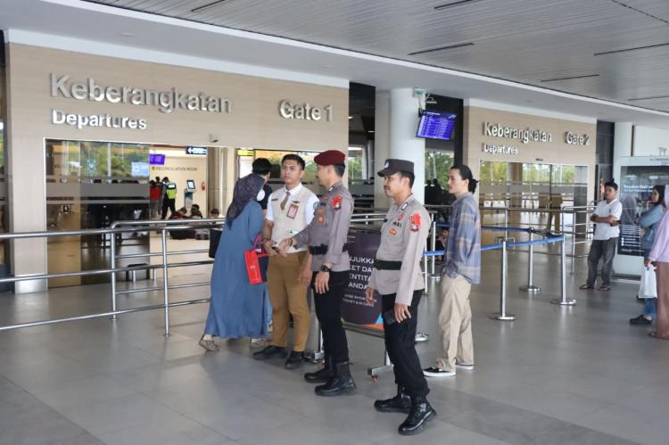 Siaga 24 Jam, Polda Kepri All Out Kawal Arus Mudik di Batam