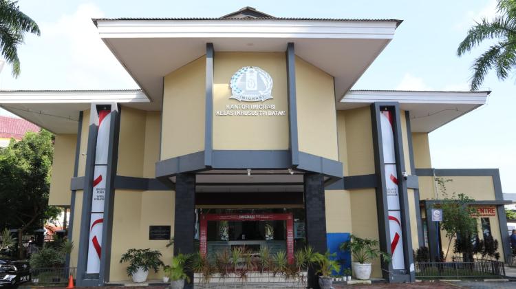 Imigrasi Batam Periksa Oknum Diduga Pungli WNA Singapura dan Myanmar di Batam Center