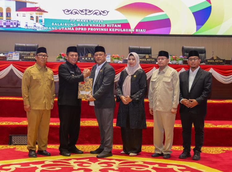 Gubernur Kepri Ansar Ahmad Bacakan LKPJ 2025, Realisasi APBD Tembus 95,39 Persen