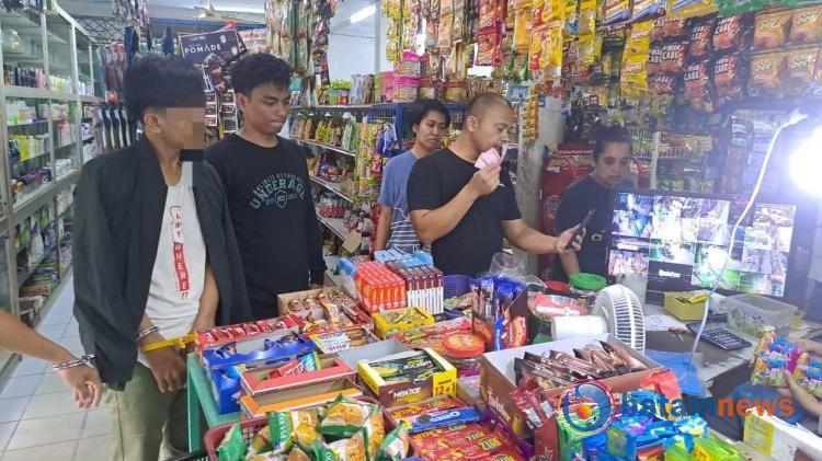 Modus Amati Warung Kosong, Pria Edarkan 7 Lembar Uang Palsu Rp100 Ribu di Batam