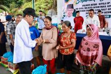 3.800 Paket Sembako Dibagikan di Batam, Amsakar Tekankan Pentingnya Kebersamaan Jelang Idulfitri
