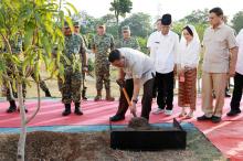 Menhan RI Resmikan Masjid Bintang Amin Angkasa, Ikon Religi Baru di Batam