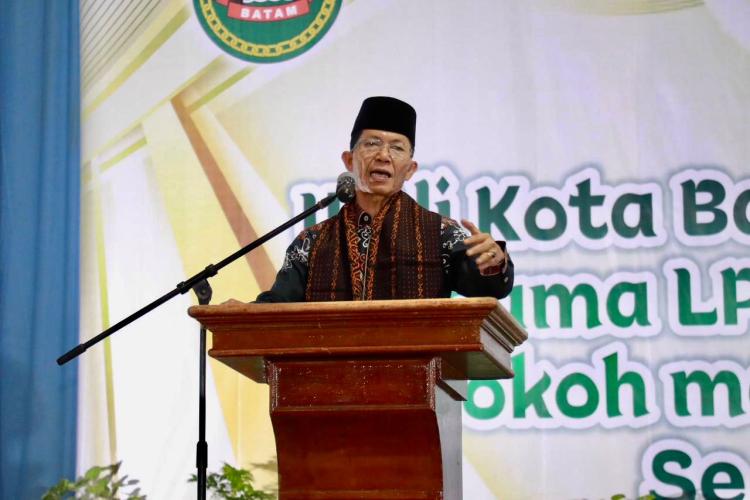 Bertemu Warga Sekupang, Wali Kota Amsakar Ajak Jaga Jari di Medsos dan Fokus Bangun Batam