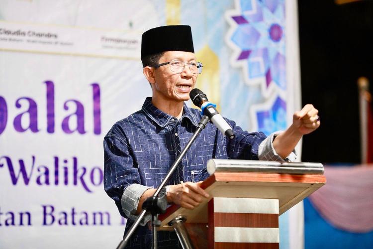 Jawab Keluhan Warga, Amsakar-Li Claudia Fokus Bereskan Masalah Air, Sampah, dan Banjir