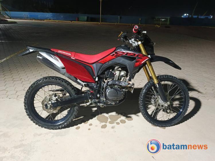 Motor Honda CRF Raib Digondol Maling di Kos-kosan Nagoya Batam, Korban Rugi Rp49 Juta