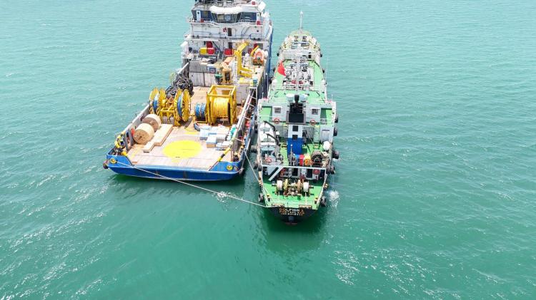 Warga Indonesia Ikut Diamankan dalam Transfer Ilegal 700 Ribu Liter Diesel di Perairan Malaysia