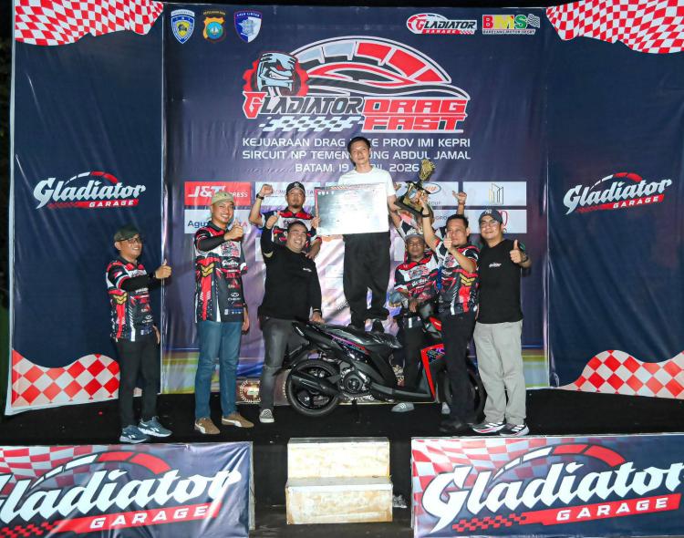Maretsky Febro Juara Umum, Gladiator Drag Fast 2026 di Batam Berlangsung Sukses